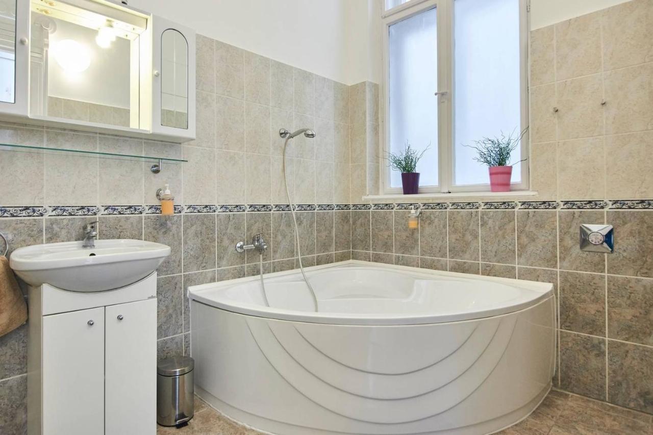 New, High Quality Apartment In The City Center Budapest Eksteriør bilde